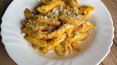 Dýňové „mac and cheese" s kuřecím masem