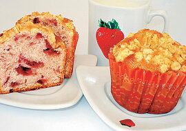 Jahodové muffiny s drobenkou