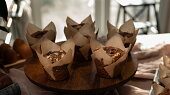 Muffiny z jablečného těsta