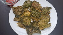 "Chipsy" z kadeřávku