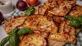 Pizza na celý plech